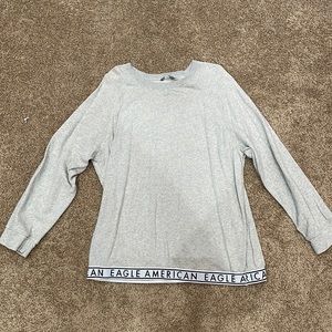 American Eagle light sweater